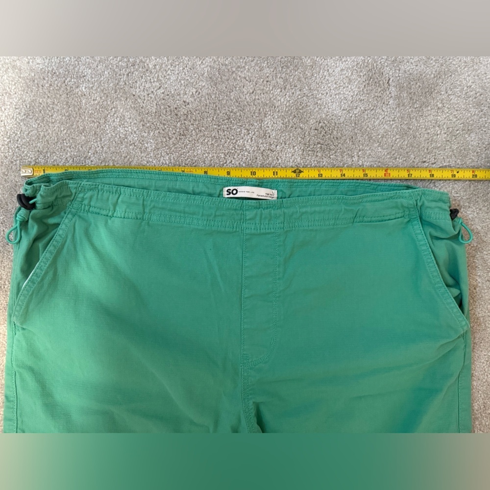 SO Green Cargo Straight Leg w/elastics at waist & ankle, 8 pckts -Lg - Picture 8 of 9